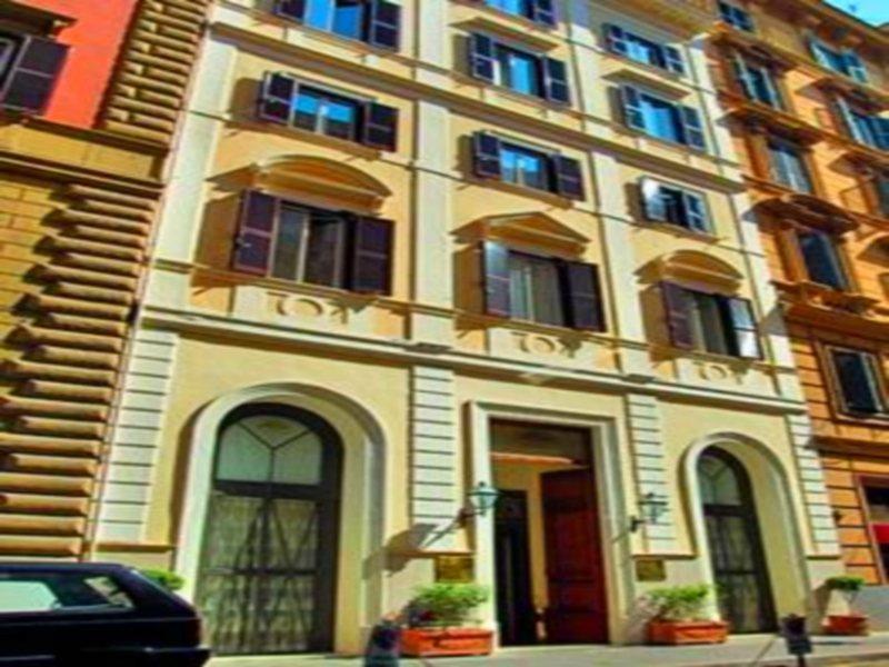 Bb Hotels Smarthotel Bailey'S Rome Exterior photo